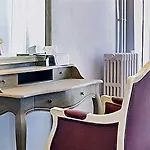 Logis Le Commerce- Darracq 2* Amou