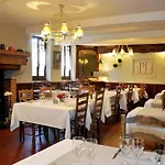 Hotel Logis Le Commerce- Darracq