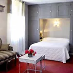 Hotel Logis Le Commerce- Darracq 2*