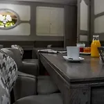 Logis Le Commerce- Darracq Hotel