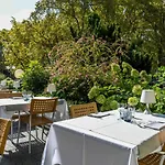 Hotel Logis Le Commerce- Darracq