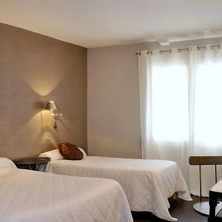 Logis Le Commerce- Darracq Hotel