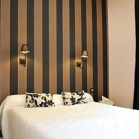 Hotel Logis Le Commerce- Darracq Amou