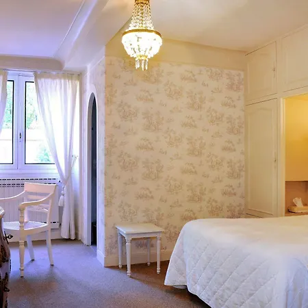 Logis Le Commerce- Darracq Hotel