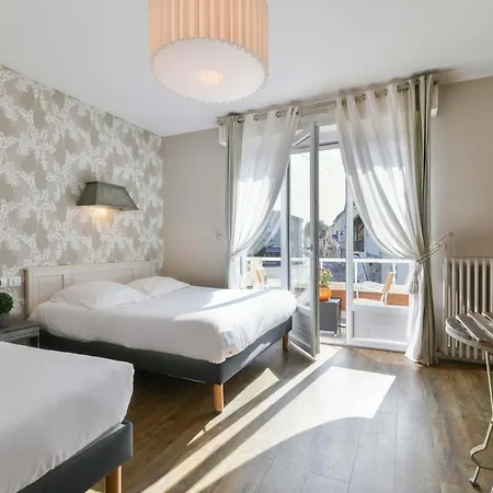 Hotel Logis Le Commerce- Darracq