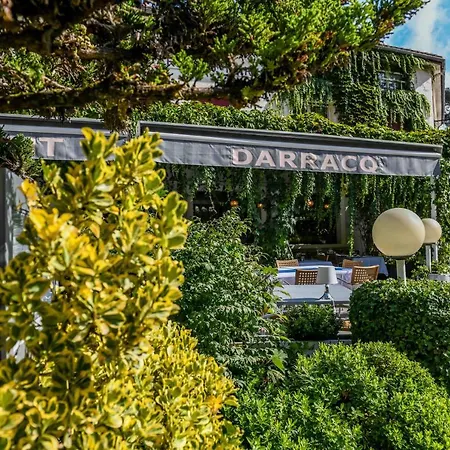 Hotel Logis Le Commerce- Darracq 2*