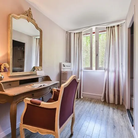 Logis Le Commerce- Darracq Hotel 2*