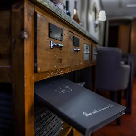 Logis Le Commerce- Darracq Hotel 2*