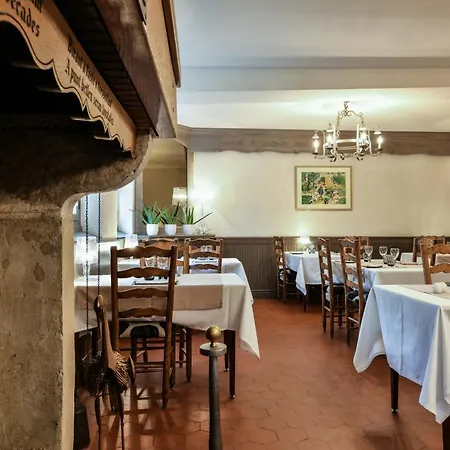 Logis Le Commerce- Darracq 2* Amou