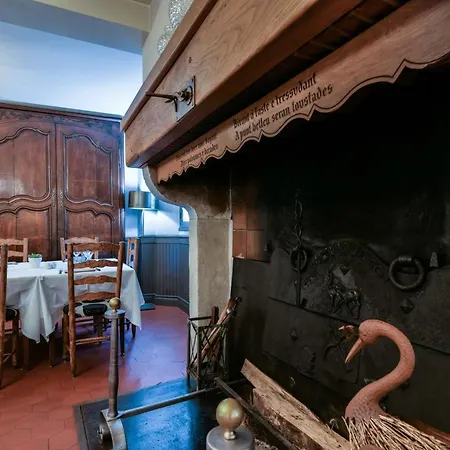 Logis Le Commerce- Darracq Hotel 2*