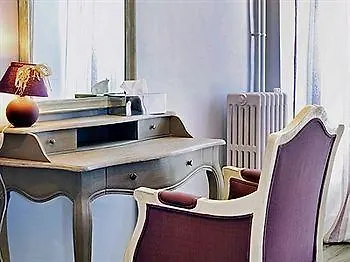 Logis Le Commerce- Darracq 2* Amou