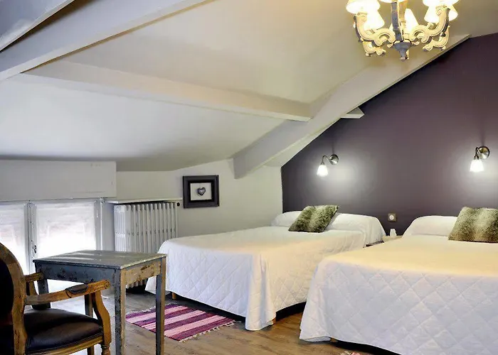 Logis Le Commerce- Darracq 2* Amou