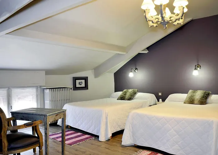 Logis Le Commerce- Darracq Hotel 2*