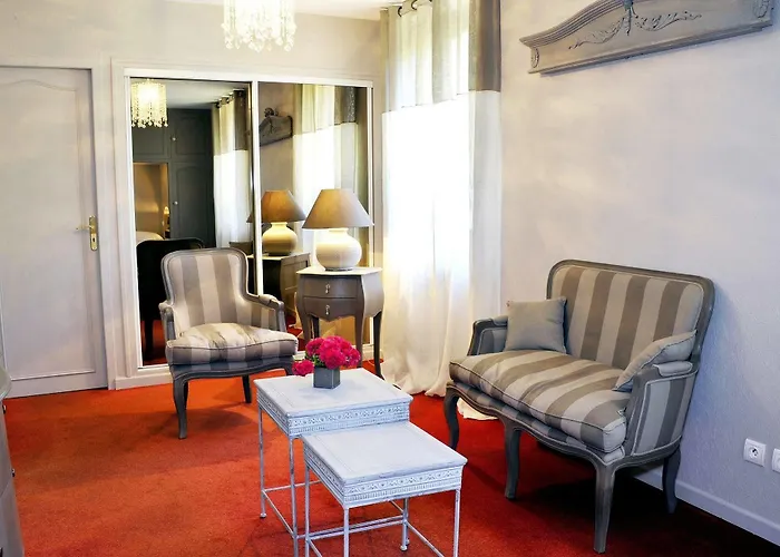 Hotel Logis Le Commerce- Darracq Amou