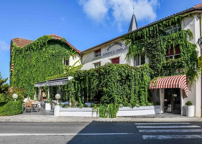 Hotel Logis Le Commerce- Darracq
