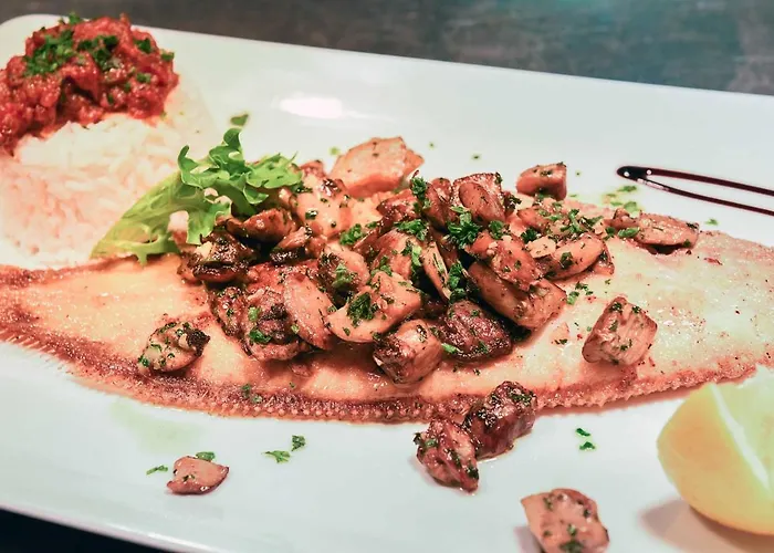 Logis Le Commerce- Darracq 2* Amou