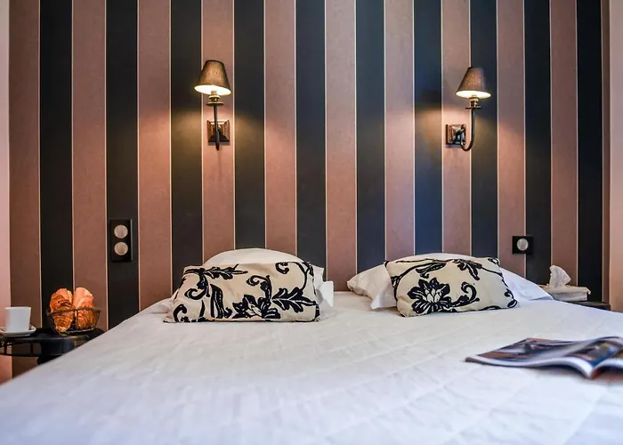 Hotel Logis Le Commerce- Darracq Amou