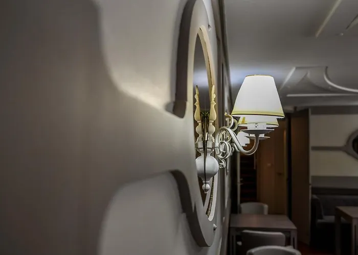 Logis Le Commerce- Darracq 2* Amou